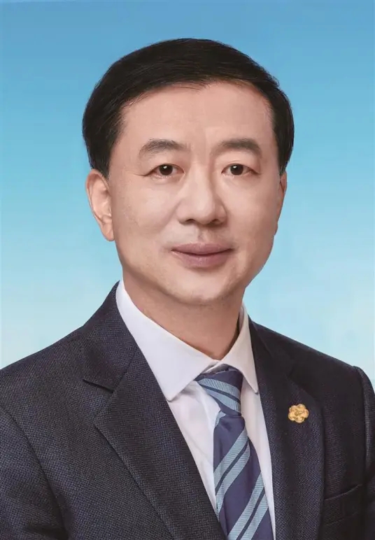 无锡市委常委、江阴市委书记：许峰