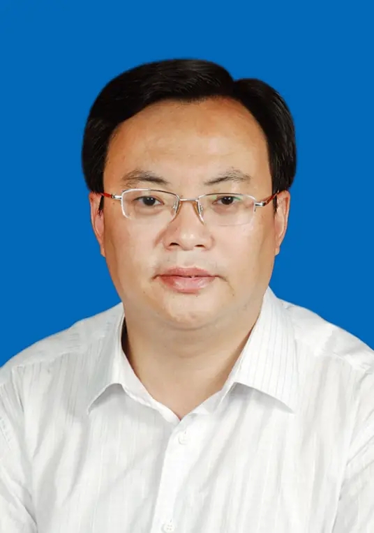 靖江市委书记：张长平