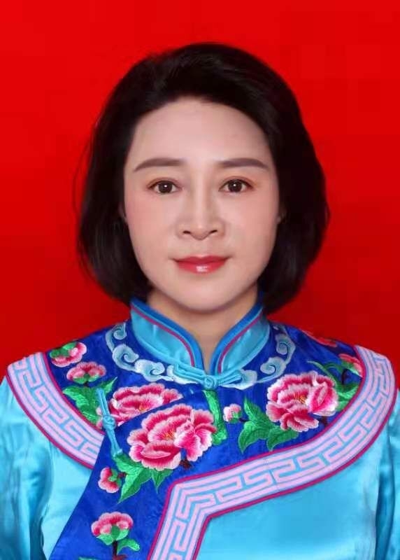 北川羌族自治县政府县长：周福兰